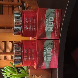 Ahava Mineral Mud Facial Treatment Mask 1.7 oz 50 ML Lot of 2 full size NEW NIB